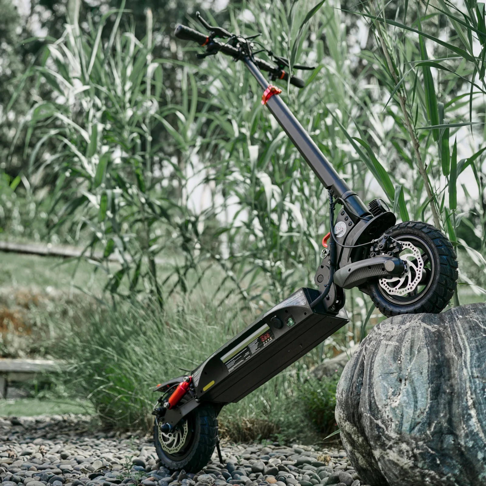 Mate All-Terrain Electric Scooter - Image 4