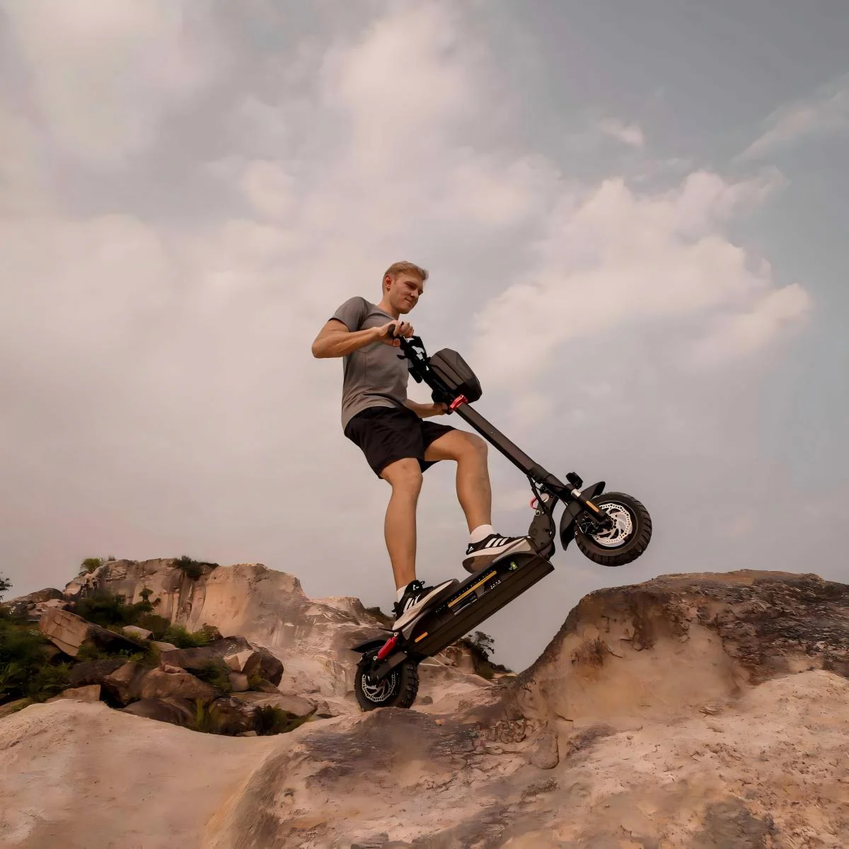 Mate All-Terrain Electric Scooter - Image 5