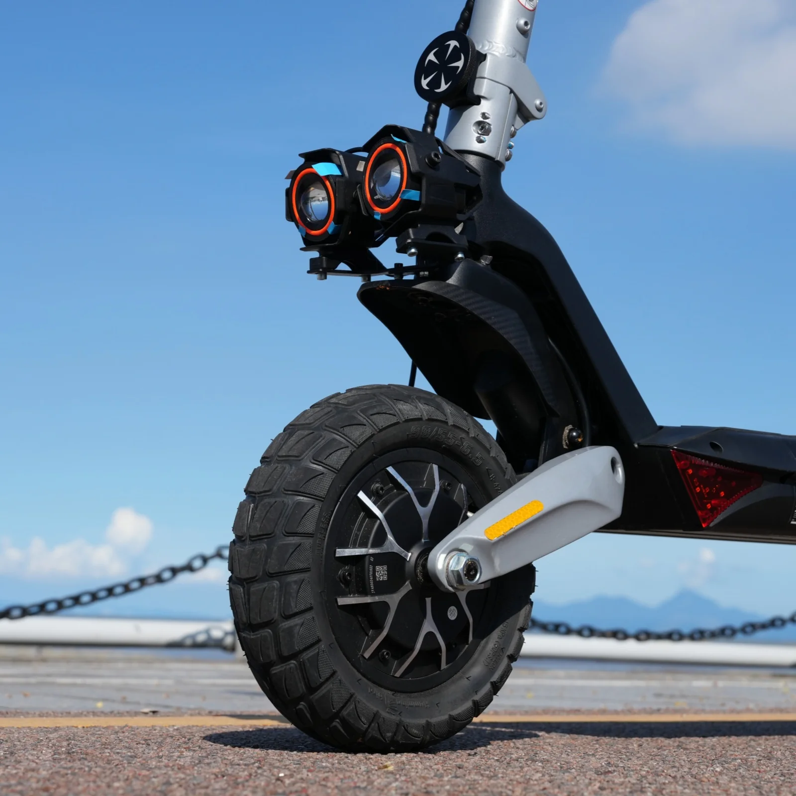 Raptor Pro Dual Motor Electric Scooter - Image 5